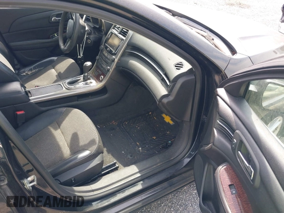 2013 Chevrolet Malibu LT with VIN 1G11C5SA6DF195273, listed as a IAAI auction lot 42114627 with 124,909 mi miles and . Bid and sale history available at DreamBid. Image 5.