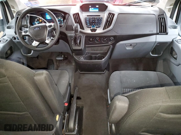 2018 Ford Transit Passenger XL z VIN 1FBZX2YGXJKB06482, wystawiony jako Copart lot #86589674 z przebiegiem 106 039 mil mil oraz Szkoda całkowita • Salvage title. Historia ofert i sprzedaży dostępna na DreamBid. Obrazek 8.