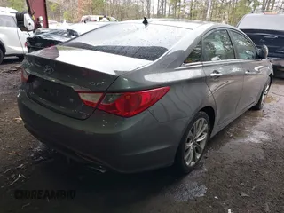 2013 Hyundai Sonata Limited with VIN 5NPEC4AB4DH543218, listed as a IAAI auction lot 41740769 with 247,531 mi miles and . Bid and sale history available at carsss.com. Image 4.