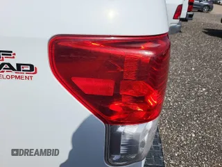 2011 Toyota Tundra with VIN 5TFUY5F1XBX198815, listed as a IAAI auction lot 42571444 with 281,114 mi miles and . Bid and sale history available at DreamBid. Image 21.