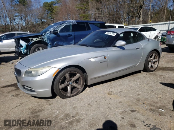 2009 BMW Z4 sDrive30i with VIN WBALM53579E161111, listed as a Copart auction lot 45684395 with 113,280 mi miles and Clean Title. Bid and sale history available at carsss.com. Image 1.