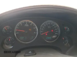 2011 GMC Sierra 1500 SLT с VIN 3GTP2WE39BG360798, выставлен на аукционе Copart как лот 50390925 с пробегом 176 784 миль миль и Списание • Salvage title. История ставок и продаж доступна на DreamBid. Изображение 9.