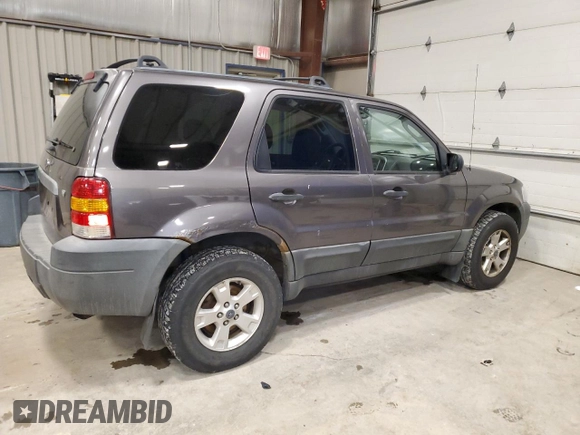2005 Ford Escape XLT с VIN 1FMYU93135KB23475, выставлен на аукционе Copart как лот 44240295 с пробегом 210 732 миль миль и Чистый • Clean title. История ставок и продаж доступна на DreamBid. Изображение 3.