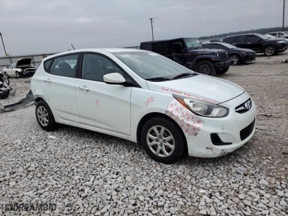 2013 Hyundai Accent GL with VIN KMHCT5AE6DU068695, listed as a Copart auction lot 85578584 with 81,627 mi miles and Salvage Title. Bid and sale history available at carsss.com. Image 4.