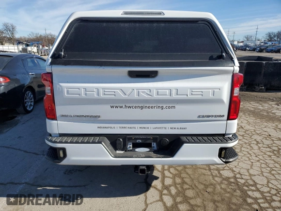 2019 Chevrolet Silverado 1500 Custom with VIN 1GCRYBEH2KZ337231, listed as a Copart auction lot 42398445 with 143,206 mi miles and Salvage Title. Bid and sale history available at DreamBid. Image 6.