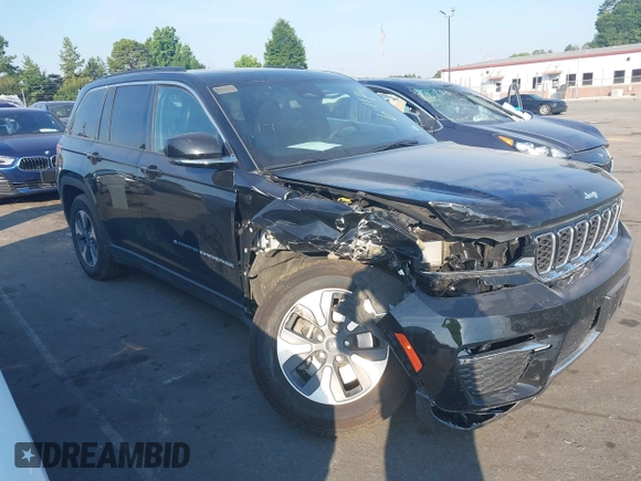 2024 Jeep Grand Cherokee with VIN 1C4RJYB65RC145793, listed as a IAAI auction lot 42544596 with 32,185 mi miles and . Bid and sale history available at DreamBid. Image 12.