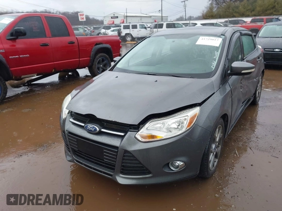 2013 Ford Focus SE with VIN 1FADP3K25DL186285, listed as a IAAI auction lot 41729017 with 188,853 mi miles. Bid and sale history available at carsss.com. Image 17.