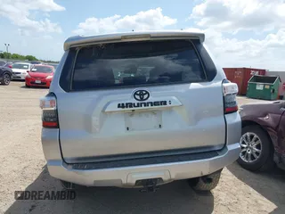 2020 Toyota 4Runner SR5 with VIN JTEZU5JR6L5224902, listed as a IAAI auction lot 42526718 with 75,673 mi miles and . Bid and sale history available at DreamBid. Image 17.