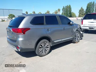 2020 Mitsubishi Outlander SE с VIN JA4AD3A35LZ048784, выставлен на аукционе IAAI как лот 42327627 с пробегом 42 516 миль миль и . История ставок и продаж доступна на DreamBid. Изображение 4.