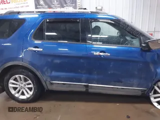 2015 Ford Explorer XLT z VIN 1FM5K8D84FGB59663, wystawiony jako IAAI lot #41758498 z przebiegiem 144 623 mil mil oraz . Historia ofert i sprzedaży dostępna na DreamBid. Obrazek 13.