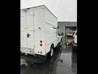 2016 Ford F-250 XL z VIN 1FDBF2B63GED17493, wystawiony jako IAAI lot #42239842 z przebiegiem 532 309 mil mil oraz . Historia ofert i sprzedaży dostępna na DreamBid. Obrazek 1.