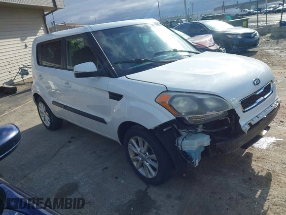 2012 Kia Soul + with VIN KNDJT2A67C7448919, listed as a IAAI auction lot 41945100 with 113,454 mi miles. Bid and sale history available at carsss.com. Image 1.