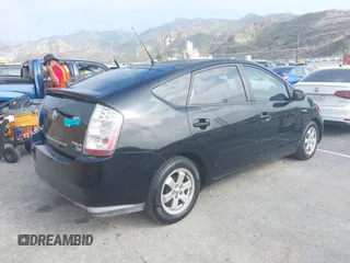 2008 Toyota Prius with VIN JTDKB20U887735992, listed as a IAAI auction lot 41895532 with 166,359 mi miles. Bid and sale history available at carsss.com. Image 4.