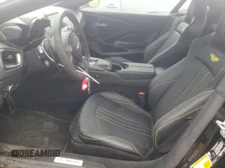 2023 Aston Martin Vantage z VIN SCFSMGAW7PGN07196, wystawiony jako Copart lot #55477894 z przebiegiem 2195 mil mil oraz Szkody całkowita. Historia ofert i sprzedaży dostępna na DreamBid. Obrazek 7.