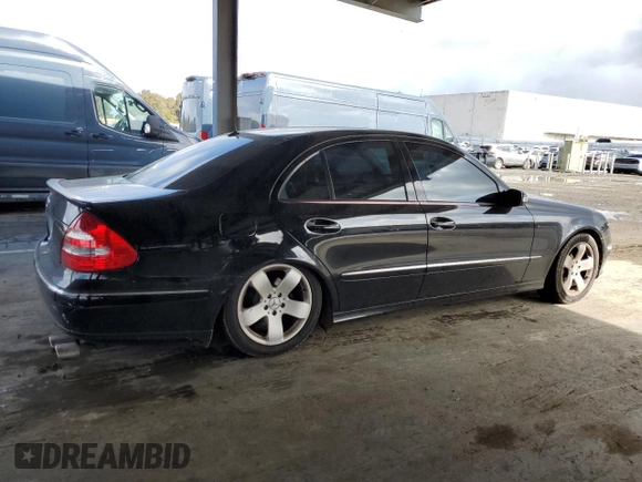 2005 Mercedes-Benz E 5.0L with VIN WDBUF70J45A761468, listed as a Copart auction lot 49500225 with 91,692 mi miles and Salvage Title. Bid and sale history available at carsss.com. Image 3.