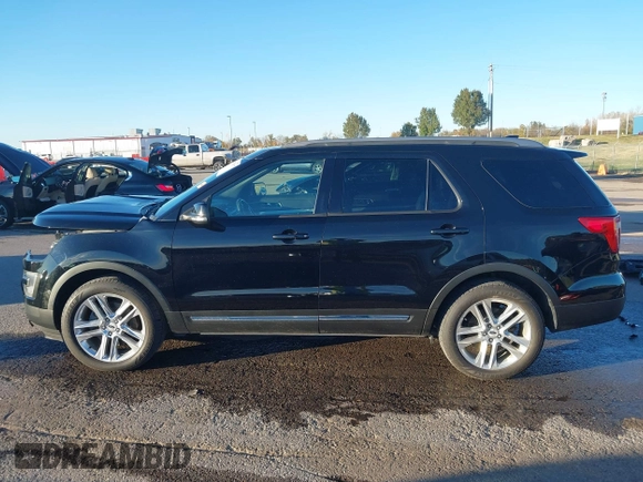 2017 Ford Explorer XLT z VIN 1FM5K8D8XHGB89706, wystawiony jako IAAI lot #40753077 z przebiegiem 96 578 mil mil oraz . Historia ofert i sprzedaży dostępna na DreamBid. Obrazek 15.
