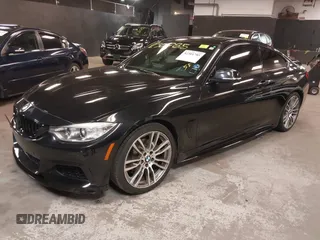 2015 BMW 4 Series 428i z VIN WBA3N3C59FK234025, wystawiony jako IAAI lot #42301785 z przebiegiem 66 729 mil mil oraz . Historia ofert i sprzedaży dostępna na DreamBid. Obrazek 17.