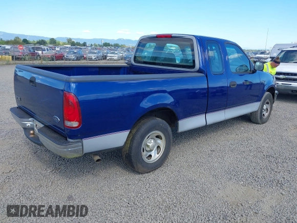 1998 Ford F-150 z VIN 2FTZX1727WCA77479, wystawiony jako IAAI lot #42685001 z przebiegiem 103 875 mil mil oraz . Historia ofert i sprzedaży dostępna na DreamBid. Obrazek 4.