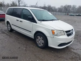 2012 Dodge Grand Caravan SE with VIN 2C4RDGBG6CR399702, listed as a IAAI auction lot 41458861 with 172,349 mi miles. Bid and sale history available at carsss.com. Image 1.