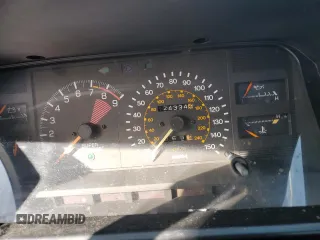 1988 Toyota MR2 z VIN JT2AW15CXJ0126257, wystawiony jako Copart lot #41524265 z przebiegiem 243 342 mil mil oraz Szkody całkowita. Historia ofert i sprzedaży dostępna na DreamBid. Obrazek 9.