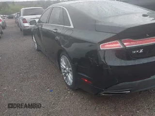 2016 Lincoln MKZ with VIN 3LN6L2G92GR606438, listed as a IAAI auction lot 41971225 with 173,566 mi miles. Bid and sale history available at carsss.com. Image 6.