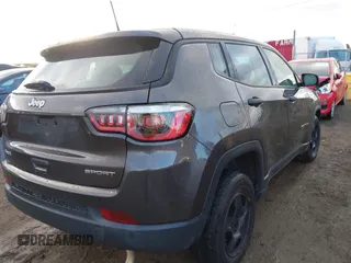 2017 Jeep Compass Sport z VIN 3C4NJDAB8HT667519, wystawiony jako IAAI lot #41488704 z przebiegiem 111 242 mil mil oraz . Historia ofert i sprzedaży dostępna na DreamBid. Obrazek 4.