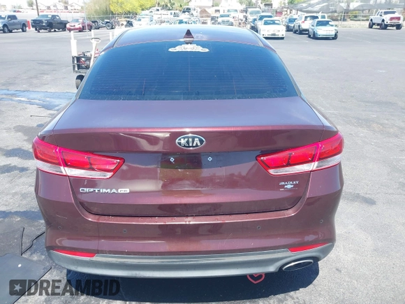 2018 Kia Optima LX z VIN 5XXGT4L36JG179485, wystawiony jako IAAI lot #42100805 z przebiegiem 90 165 mil mil oraz . Historia ofert i sprzedaży dostępna na DreamBid. Obrazek 16.
