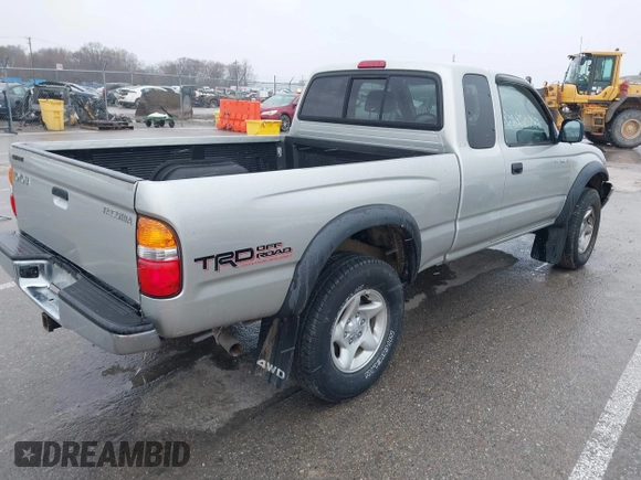 2003 Toyota Tacoma with VIN 5TEWN72N33Z191852, listed as a IAAI auction lot 41600031 with 94,483 mi miles. Bid and sale history available at carsss.com. Image 4.