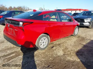 2020 Toyota Prius L Eco with VIN JTDKARFU3L3122388, listed as a IAAI auction lot 41649358 with 30,945 mi miles. Bid and sale history available at carsss.com. Image 4.