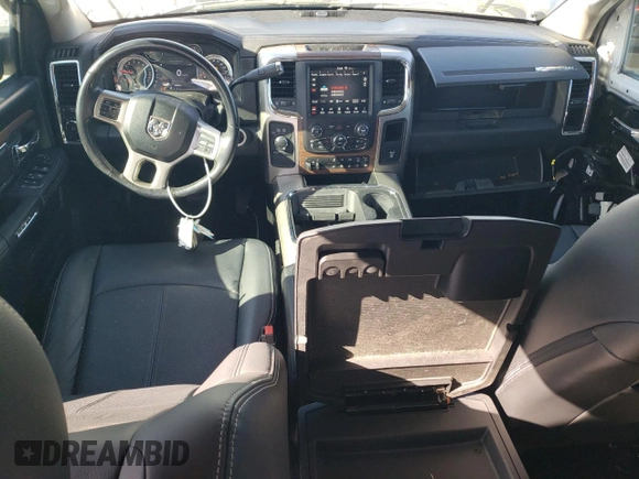 2018 Ram 2500 Laramie with VIN 3C6UR5NL8JG315107, listed as a Copart auction lot 45863915 with 95,055 mi miles and Clean title. Bid and sale history available at DreamBid. Image 8.