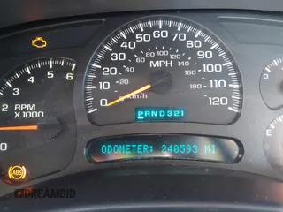 2004 Chevrolet Avalanche Z66 with VIN 3GNEC12T44G163138, listed as a IAAI auction lot 41347821 with 240,593 mi miles and . Bid and sale history available at DreamBid. Image 7.