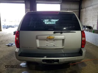 2013 Chevrolet Suburban LT with VIN 1GNSCJE00DR260275, listed as a Copart auction lot 50394425 with 140,464 mi miles and Salvage title. Bid and sale history available at DreamBid. Image 6.