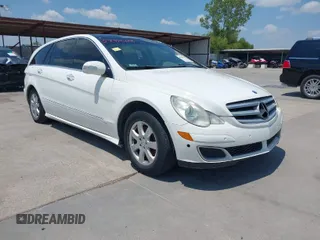 2007 Mercedes-Benz R-Class 3.5L with VIN 4JGCB65E97A056596, listed as a IAAI auction lot 39950188 with 147,761 mi miles. Bid and sale history available at carsss.com. Image 1.