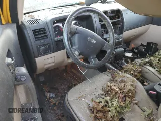 2006 Hummer H3 with VIN 5GTDN136968194555, listed as a Copart auction lot 76303254 with 182,957 mi miles and Salvage Title. Bid and sale history available at carsss.com. Image 8.