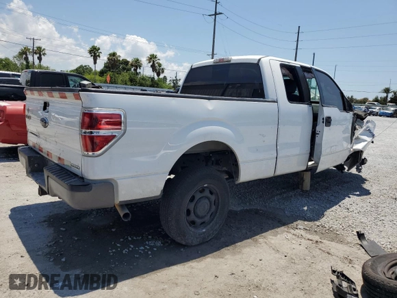 2014 Ford F-150 XL with VIN 1FTEX1CM5EFA57031, listed as a Copart auction lot 57641975 with 280,074 mi miles and Salvage title. Bid and sale history available at DreamBid. Image 3.