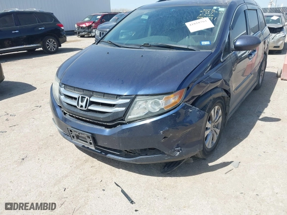2016 Honda Odyssey SE with VIN 5FNRL5H36GB049807, listed as a IAAI auction lot 41818761 with 172,504 mi miles. Bid and sale history available at carsss.com. Image 6.