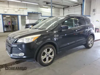 2013 Ford Escape SE z VIN 1FMCU9GX9DUA54240, wystawiony jako Copart lot #60939035 z przebiegiem Nie podano mil oraz Szkoda całkowita • Salvage title. Historia ofert i sprzedaży dostępna na DreamBid. Obrazek 1.