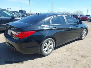 2013 Hyundai Sonata Limited with VIN 5NPEC4AC5DH541163, listed as a IAAI auction lot 41823970 with 117,286 mi miles and . Bid and sale history available at carsss.com. Image 4.