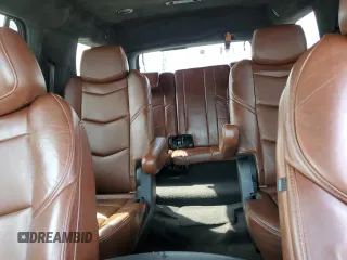 2015 Cadillac Escalade Premium z VIN 1GYS3NKJ8FR598839, wystawiony jako Copart lot #49067055 z przebiegiem 191 652 mil mil oraz Tytuł czysty. Historia ofert i sprzedaży dostępna na DreamBid. Obrazek 10.