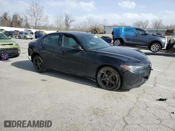 2020 Alfa Romeo Giulia Ti Sport z VIN ZARFANBN8L7638821, wystawiony jako Copart lot #49105635 z przebiegiem 41 052 mil mil oraz Szkody całkowita. Historia ofert i sprzedaży dostępna na DreamBid. Obrazek 10.