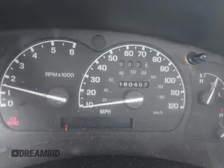 1997 Ford Ranger XLT z VIN 1FTCR10X8VPB05339, wystawiony jako IAAI lot #42376878 z przebiegiem 180 467 mil mil oraz . Historia ofert i sprzedaży dostępna na DreamBid. Obrazek 7.