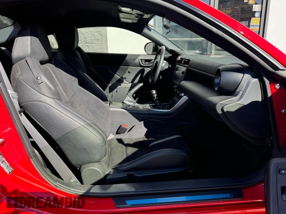 2023 Toyota GR86 Premium with VIN JF1ZNBE14P9766539, listed as a Copart auction lot 84346304 with 3,020 mi miles and Salvage Title. Bid and sale history available at carsss.com. Image 5.