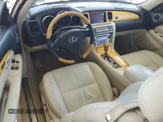 2002 Lexus SC 430 z VIN JTHFN48Y920001694, wystawiony jako Copart lot #48385885 z przebiegiem 105 296 mil mil oraz Szkoda całkowita • Salvage title. Historia ofert i sprzedaży dostępna na DreamBid. Obrazek 8.