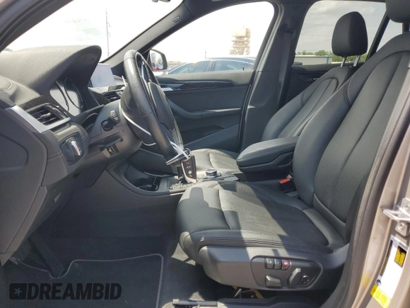 2021 BMW X1 sDrive28i with VIN WBXJG7C08M5S33866, listed as a Copart auction lot 54729715 with Not Provided miles and Salvage Title. Bid and sale history available at DreamBid. Image 7.