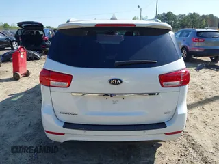 2017 Kia Sedona SX with VIN KNDMC5C12H6329656, listed as a IAAI auction lot 41980895 with 111,318 mi miles. Bid and sale history available at carsss.com. Image 17.