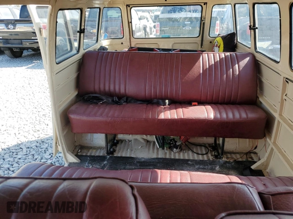 1994 Volkswagen EuroVan с VIN 9BWZZZ23ZPP027489, выставлен на аукционе Copart как лот 45354835 с пробегом 32 453 миль миль и Чистый • Clean title. История ставок и продаж доступна на DreamBid. Изображение 10.