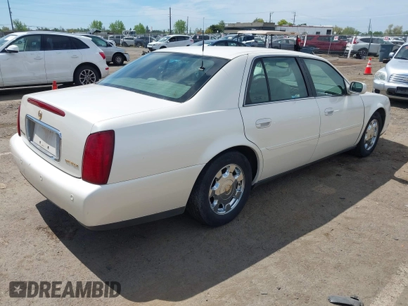 2002 Cadillac DeVille z VIN 1G6KD54Y42U141596, wystawiony jako IAAI lot #41989690 z przebiegiem 169 862 mil mil oraz . Historia ofert i sprzedaży dostępna na DreamBid. Obrazek 4.