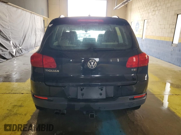 2016 Volkswagen Tiguan S with VIN WVGAV7AX8GW584211, listed as a Copart auction lot 57489065 with 140,420 mi miles and Clean title. Bid and sale history available at DreamBid. Image 6.