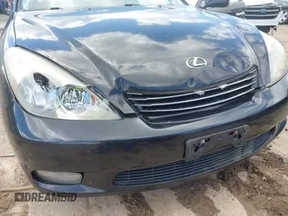 2002 Lexus ES 300 with VIN JTHBF30G625028427, listed as a IAAI auction lot 42043286 with 147,964 mi miles and . Bid and sale history available at DreamBid. Image 6.