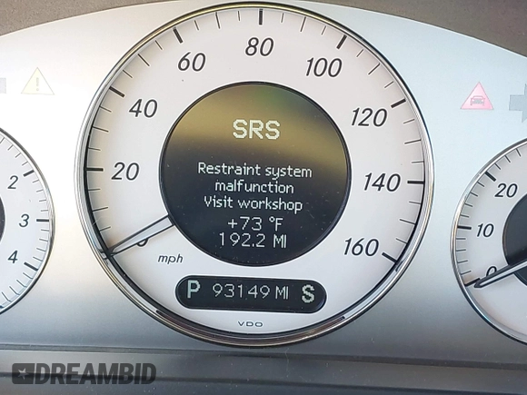 2007 Mercedes-Benz E 350 z VIN WDBUF56X57B124408, wystawiony jako IAAI lot #42185213 z przebiegiem 93 149 mil mil oraz . Historia ofert i sprzedaży dostępna na DreamBid. Obrazek 7.